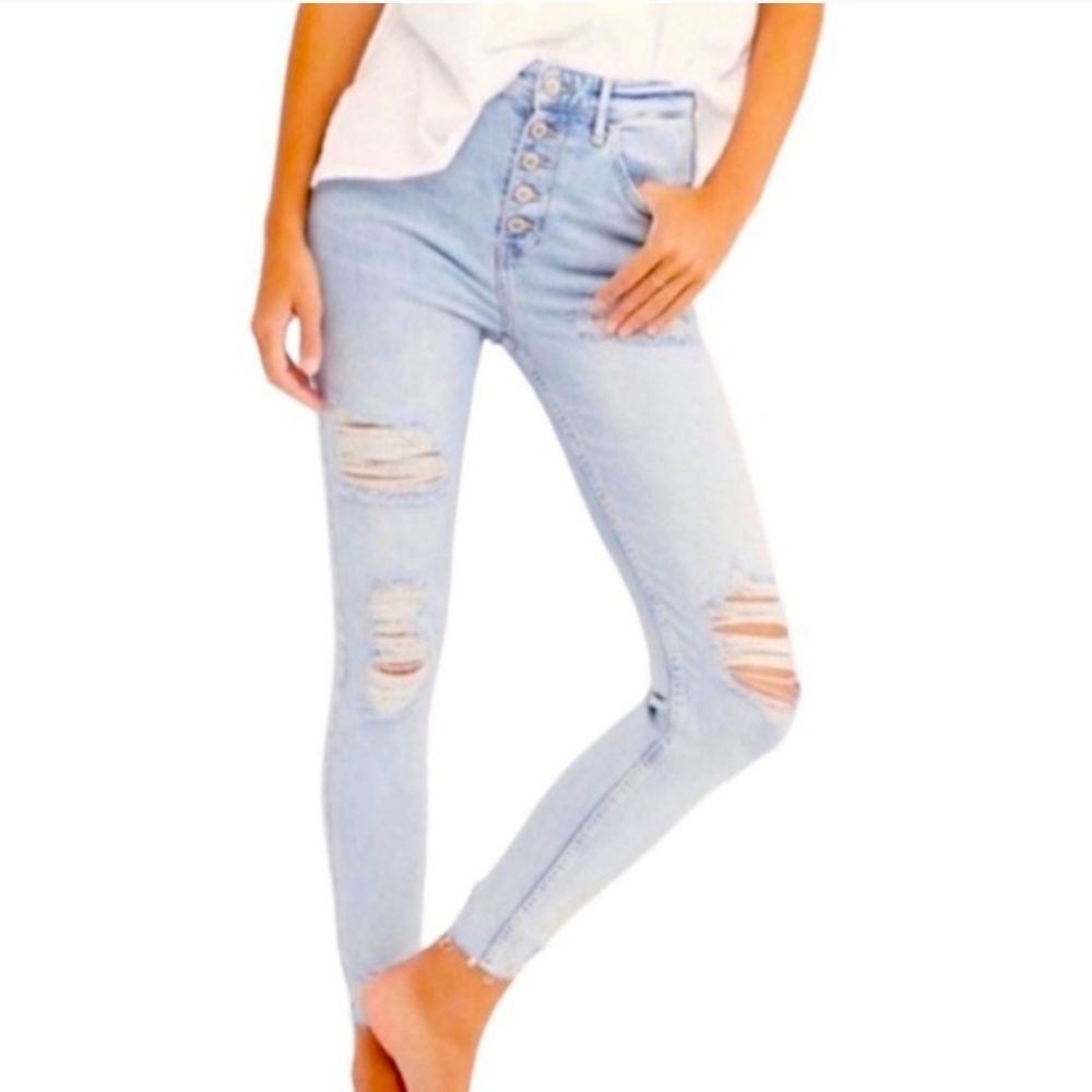 WE THE FREE Light-Wash "Sabrina" Skinny Distress Hi-Rise Denim Jeans Size 24